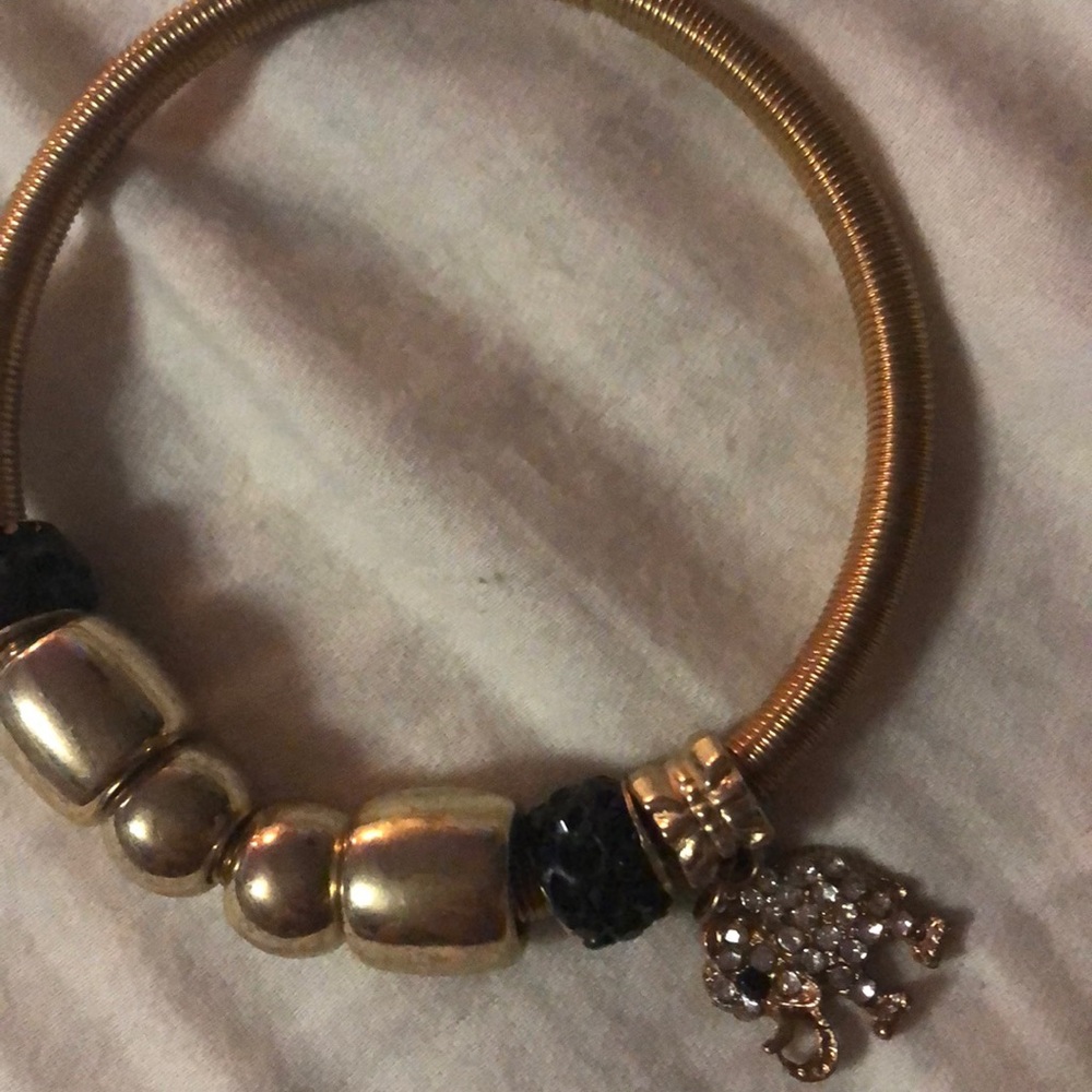 Bracelets - Picture 2 of 3